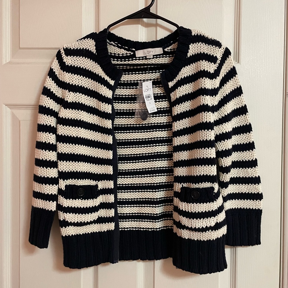 LOFT 100% Cotton Sweater Navy and White. Size Small.NWT.